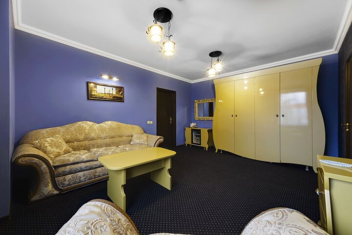 Room 12 of 59