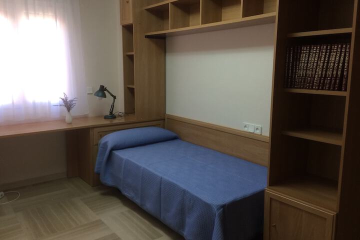 Room 4 of 29