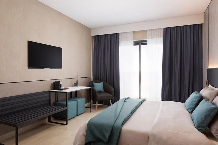 Room 19 of 63