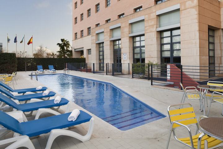 Hotel with Pool