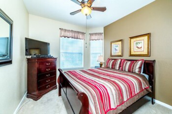 Room 7 of 19