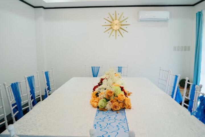 Dining 119 of 188
