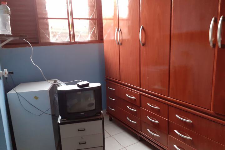 Room 12 of 16
