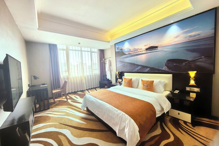 Room 40 of 113