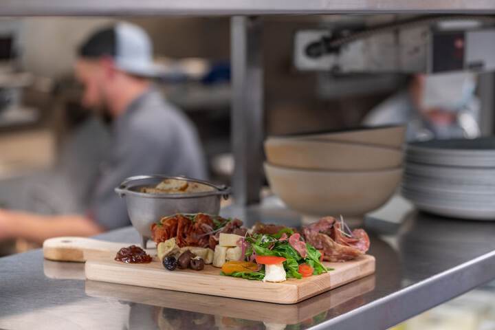 Dining Photos