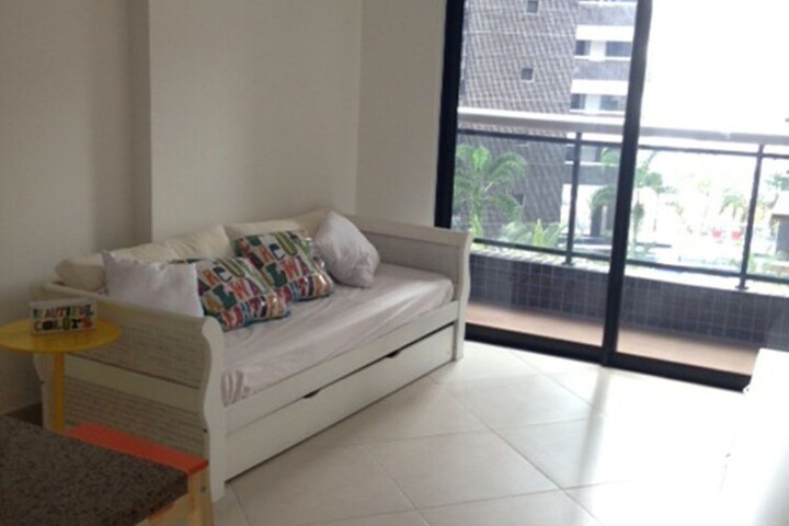 Room 28 of 60