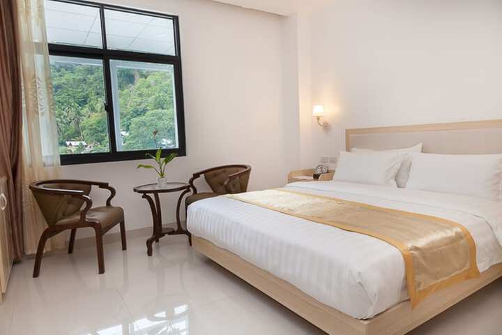 Room 5 of 88
