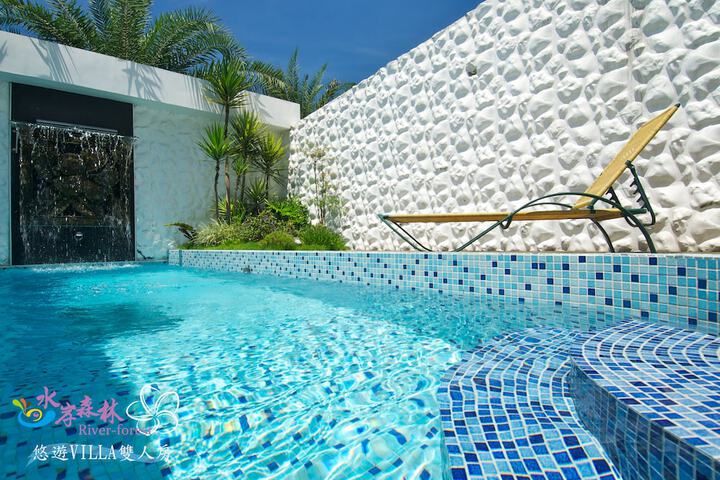 Pool 64 of 185