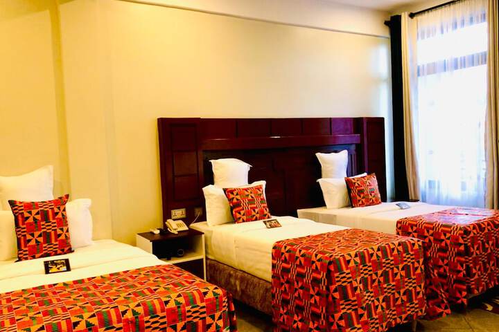 Room 4 of 23