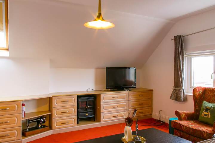 Room 100 of 174