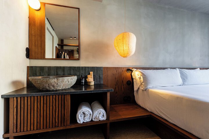 Room 10 of 41