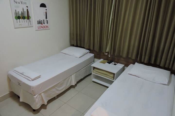 Room 13 of 65