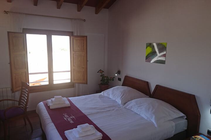 Room 16 of 138