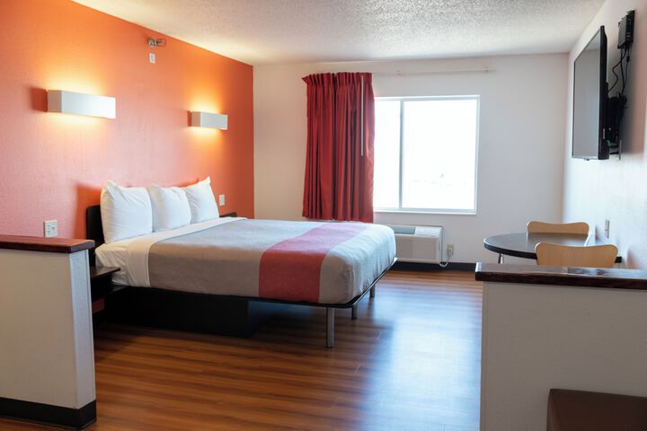 Room 34 of 36