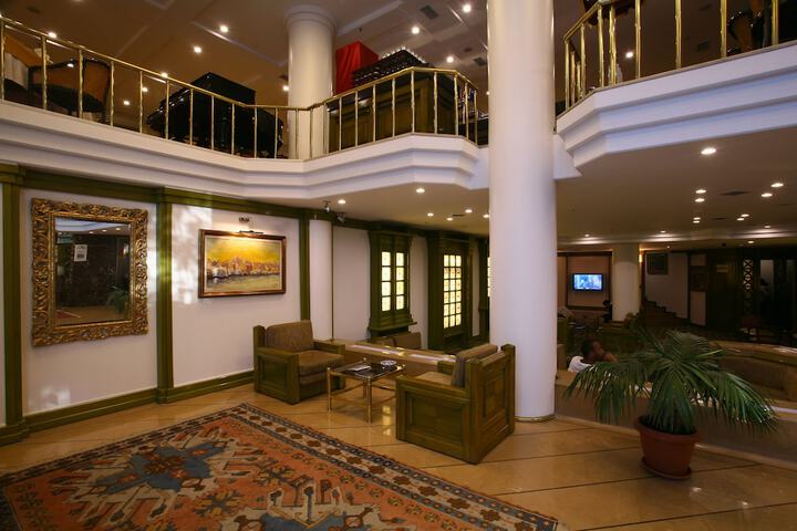 Hotel Lobby