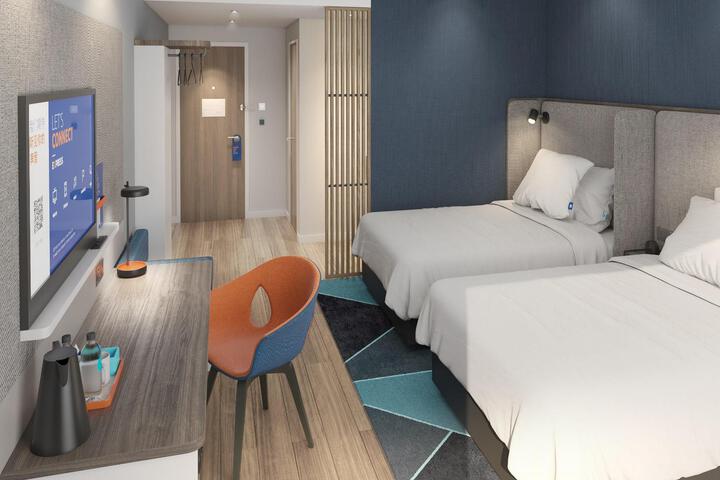 Room 3 of 12