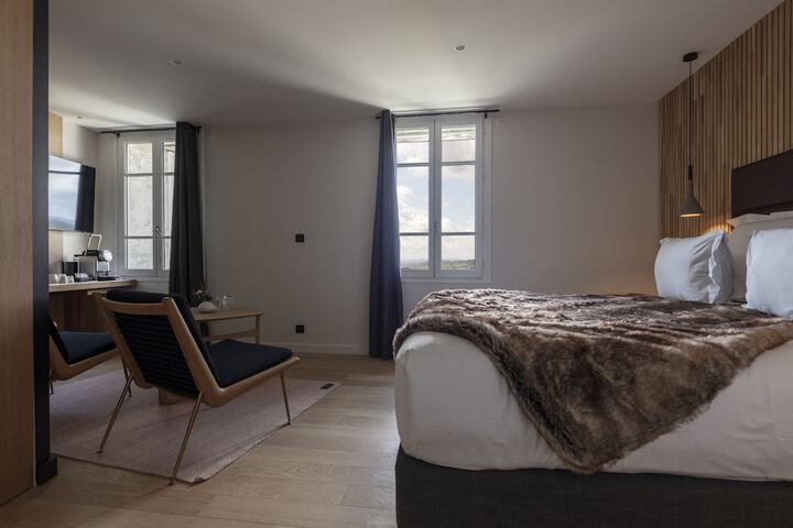 Room 12 of 75