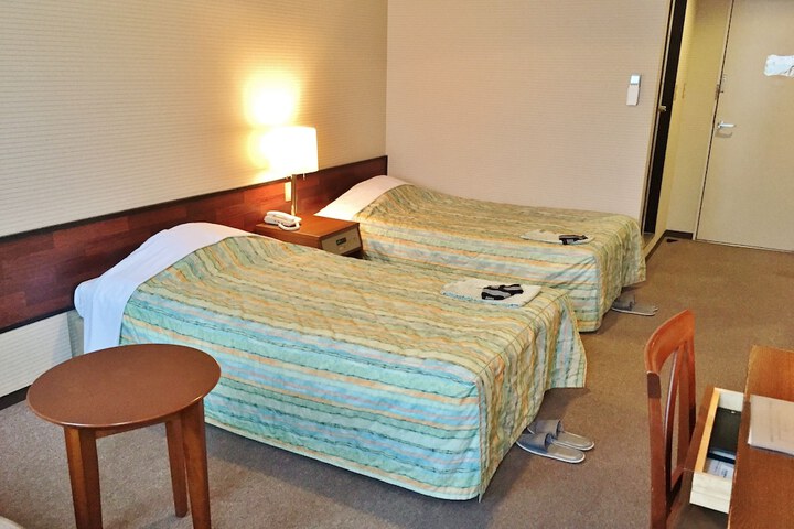 Room 20 of 74