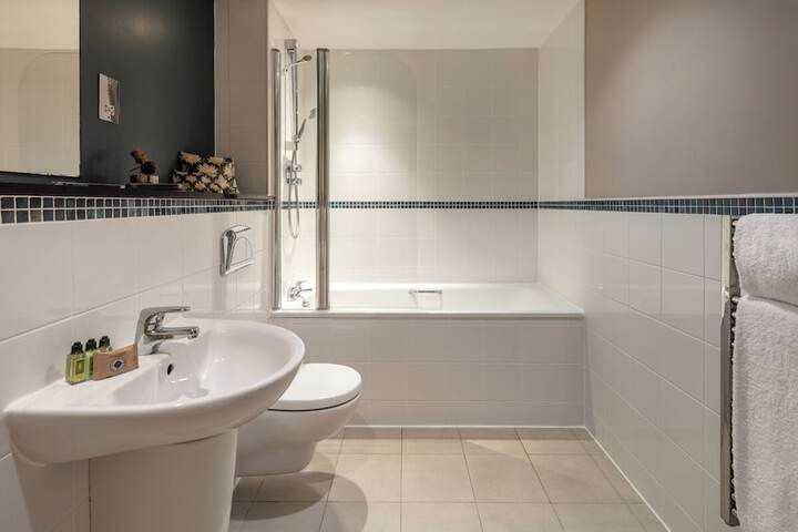 Bath Photo