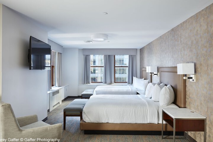 2 Double Beds (13 of 21)