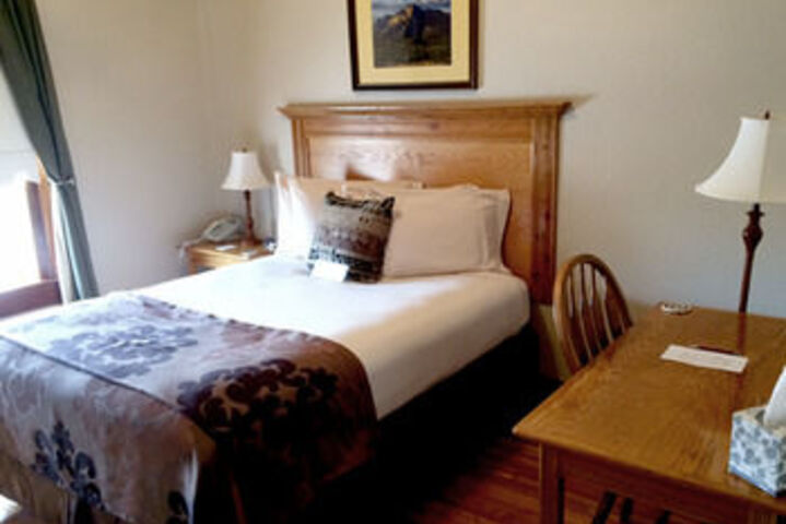Room 19 of 41