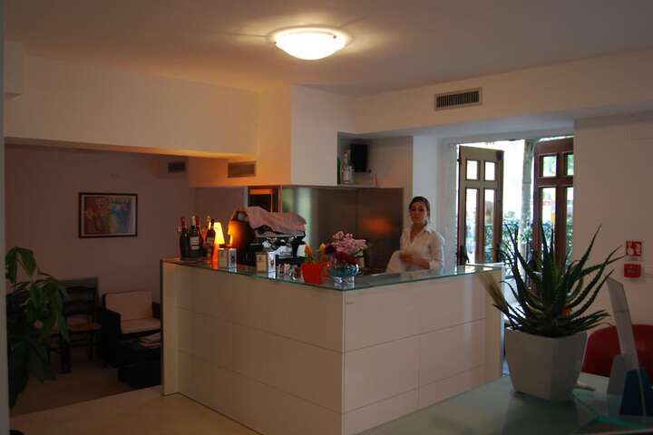 Guest Lobby