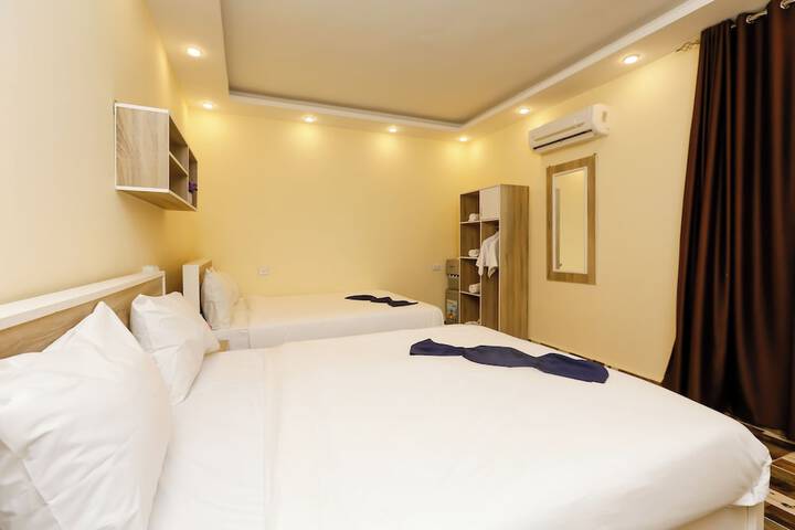 Room 10 of 51