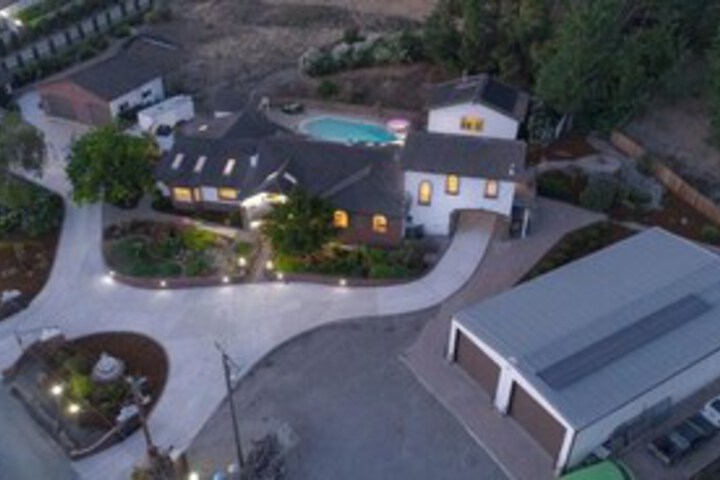 Property Grounds 35 of 43