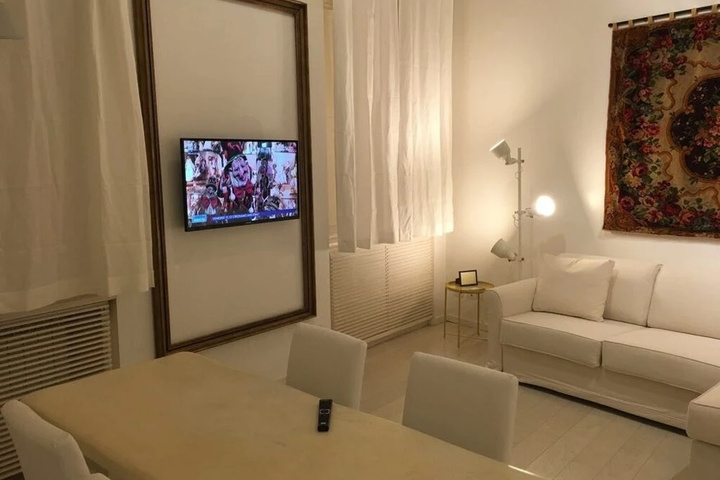 Room 3 of 15