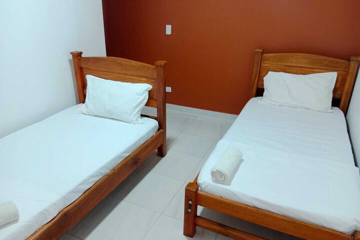 Room 35 of 46