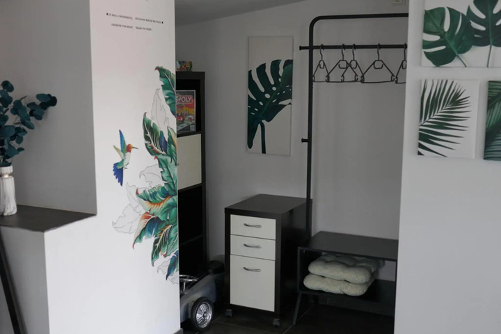 Room 2 of 15