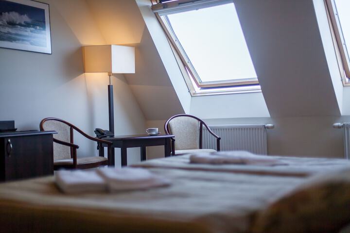 Room 9 of 46