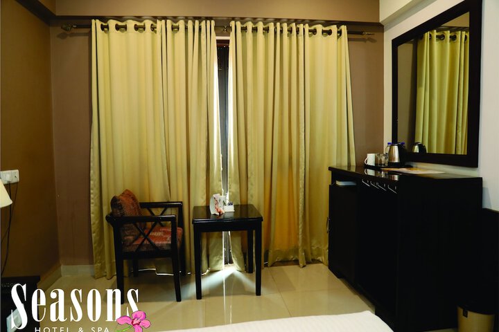Room 8 of 81