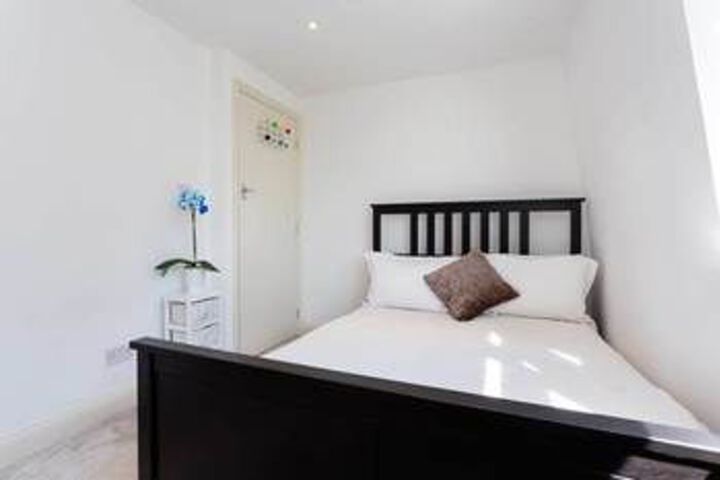 Room 19 of 25
