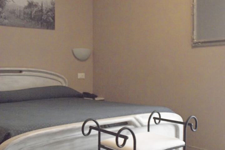 Room 13 of 114