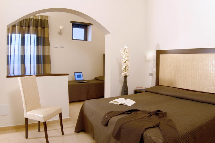 Room 15 of 56