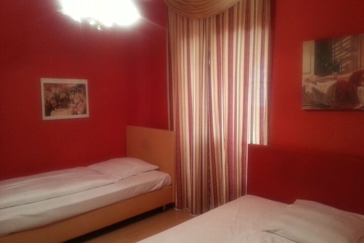 Room 6 of 41