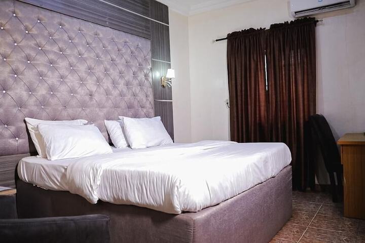 Room 2 of 13
