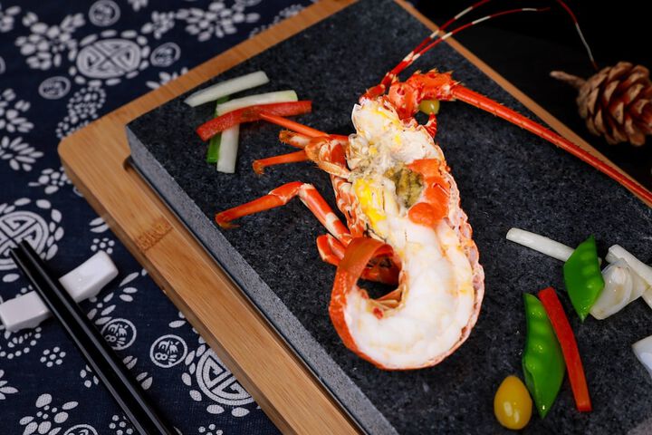 Dining 54 of 106