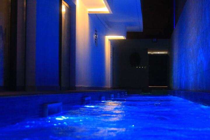 Pool 39 of 109