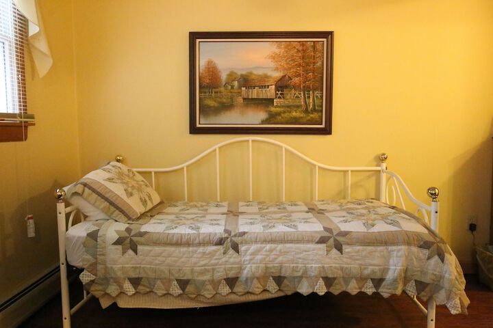 Room 15 of 165