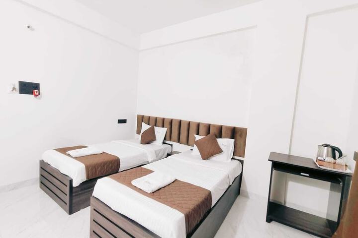 Room 5 of 26