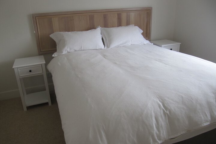 Room 3 of 38