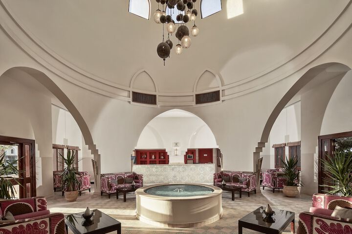 Guest Lobby
