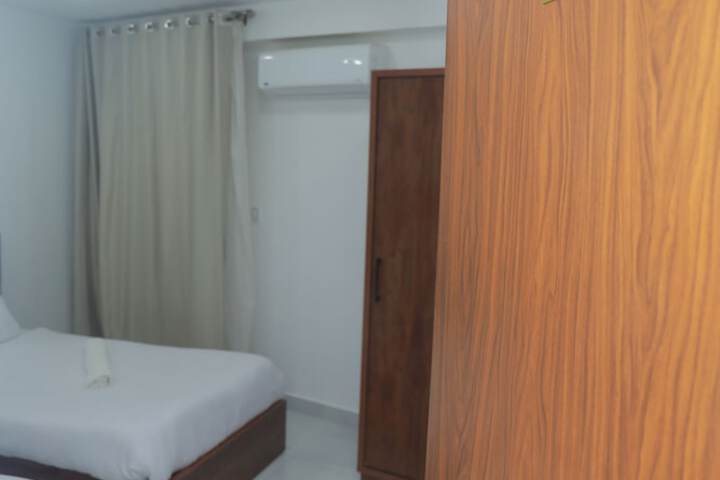 Room 12 of 48