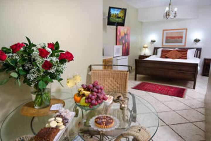 Room 13 of 26