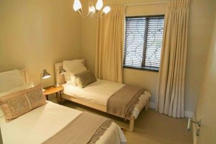 Room 3 of 12