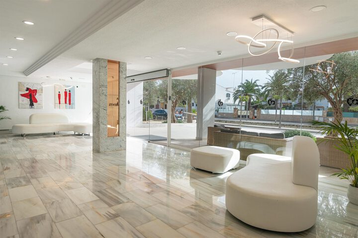 Lobby Photos