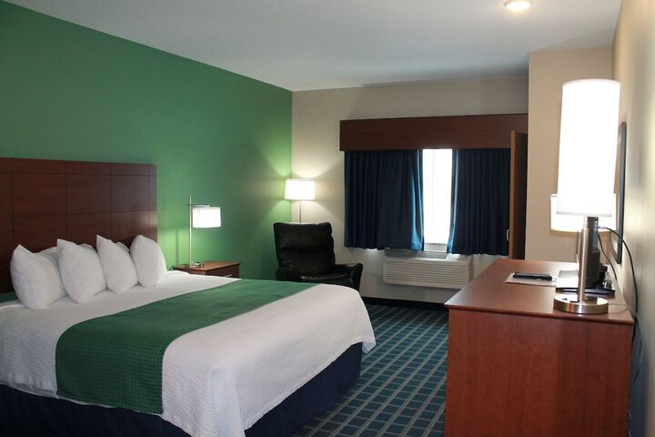 Room 5 of 32