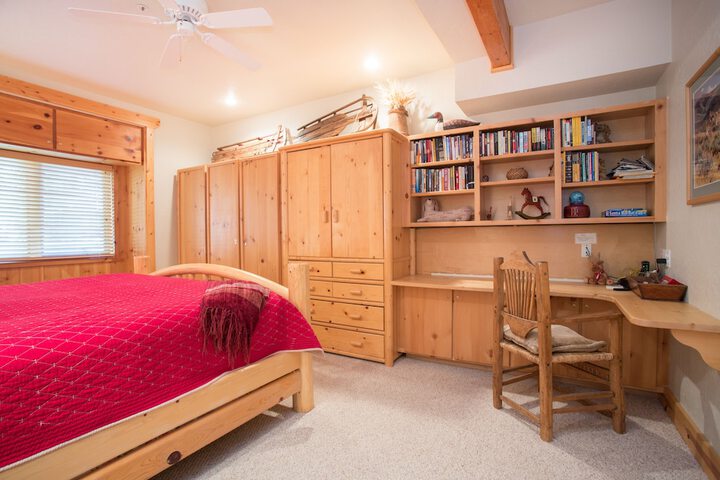 Room 10 of 364